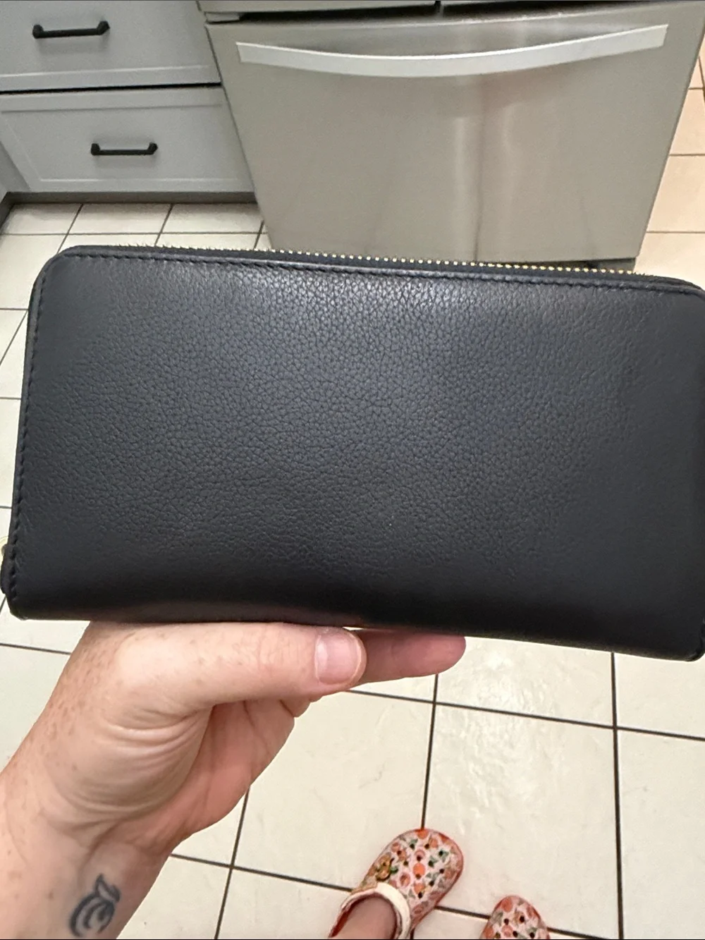 NWOT ANTONIO MELANI Black Pebbled Zip-Around Wallet with Gold Trim